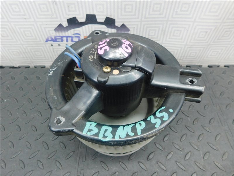 Мотор печки TOYOTA BB NCP35 (б/у) Мотор печки TOYOTA BB NCP35 (б/у)