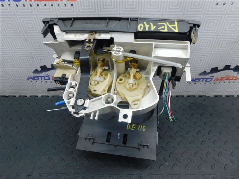 Блок управления климат-контролем TOYOTA COROLLA AE110 (б/у) Блок управления климат-контролем TOYOTA COROLLA AE110 (б/у)