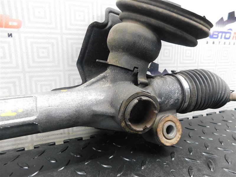 Рейка рулевая TOYOTA SIENTA NCP85 (б/у) Рейка рулевая TOYOTA SIENTA NCP85 (б/у)