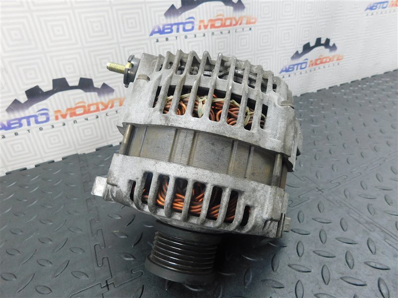 Генератор NISSAN X-TRAIL NT30 QR20-DE (б/у) Генератор NISSAN X-TRAIL NT30 QR20-DE (б/у)