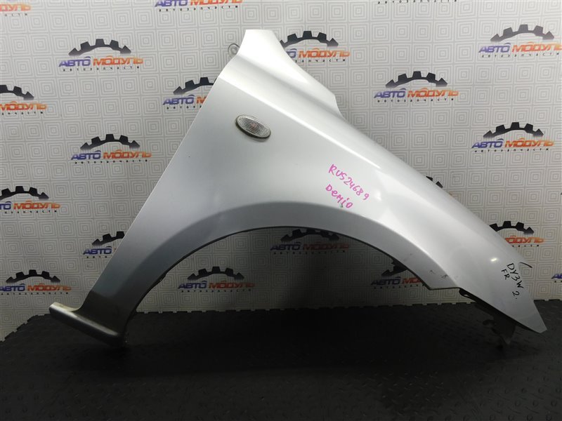 Крыло MAZDA DEMIO DY3W 2002 переднее правое (б/у)