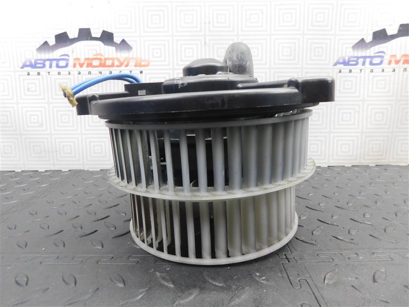 Мотор печки TOYOTA ESTIMA MCR40 (б/у) Мотор печки TOYOTA ESTIMA MCR40 (б/у)