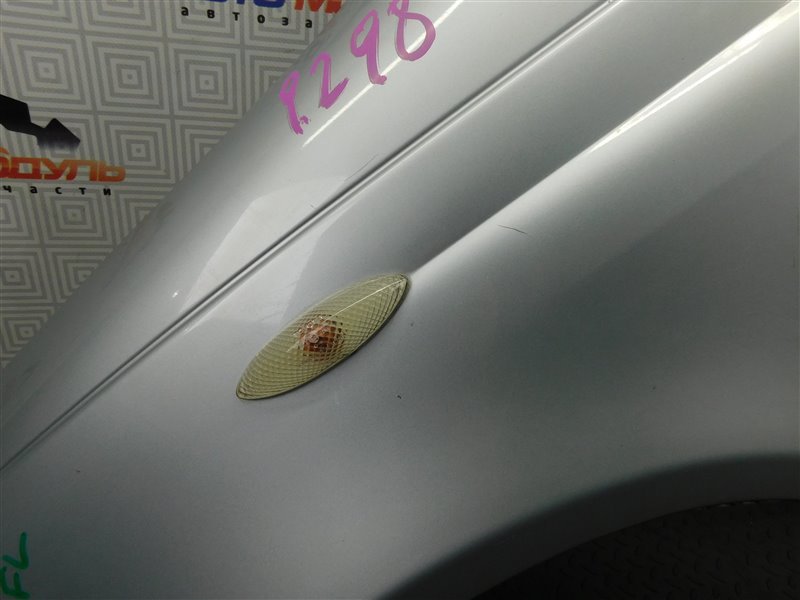 Крыло TOYOTA VITZ SCP10 переднее левое (б/у) Крыло TOYOTA VITZ SCP10 переднее левое (б/у)