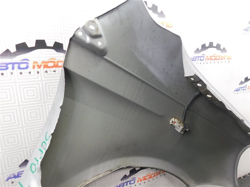 Крыло TOYOTA VITZ SCP10 переднее левое (б/у) Крыло TOYOTA VITZ SCP10 переднее левое (б/у)