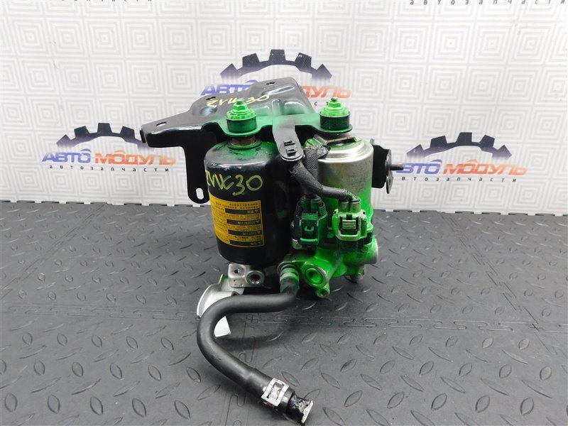 Блок ABS TOYOTA PRIUS ZVW30 2AZ-FXE (б/у) Блок ABS TOYOTA PRIUS ZVW30 2AZ-FXE (б/у)