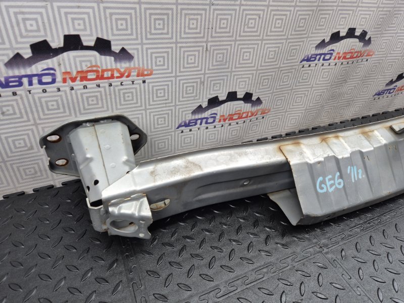 Усилитель бампера HONDA FIT GE6 L13A передний (б/у) Усилитель бампера HONDA FIT GE6 L13A передний (б/у)