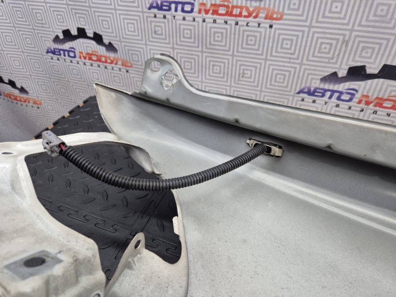 Крыло TOYOTA MARK II GX100 переднее правое (б/у) Крыло TOYOTA MARK II GX100 переднее правое (б/у)