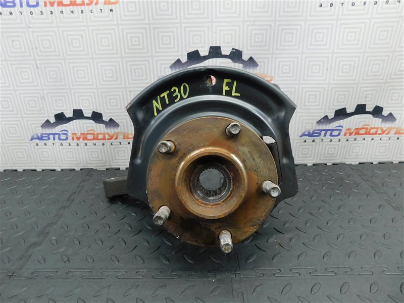Ступица NISSAN X-TRAIL NT30 передняя левая (б/у) Ступица NISSAN X-TRAIL NT30 передняя левая (б/у)