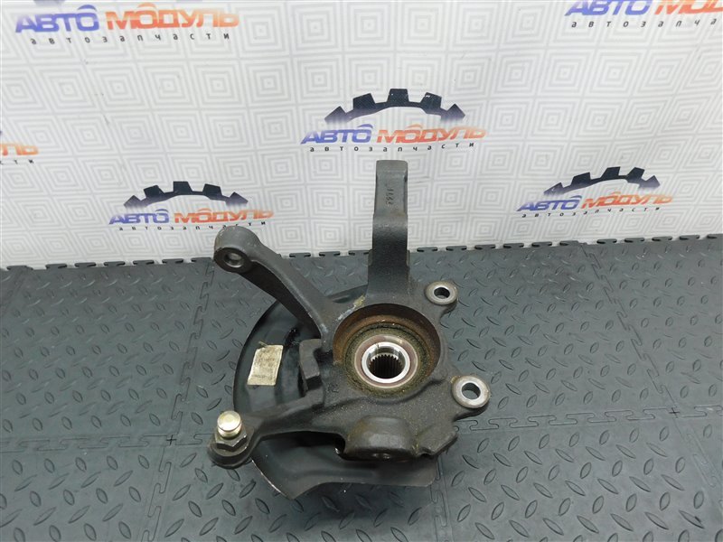 Ступица NISSAN X-TRAIL NT30 передняя левая (б/у) Ступица NISSAN X-TRAIL NT30 передняя левая (б/у)