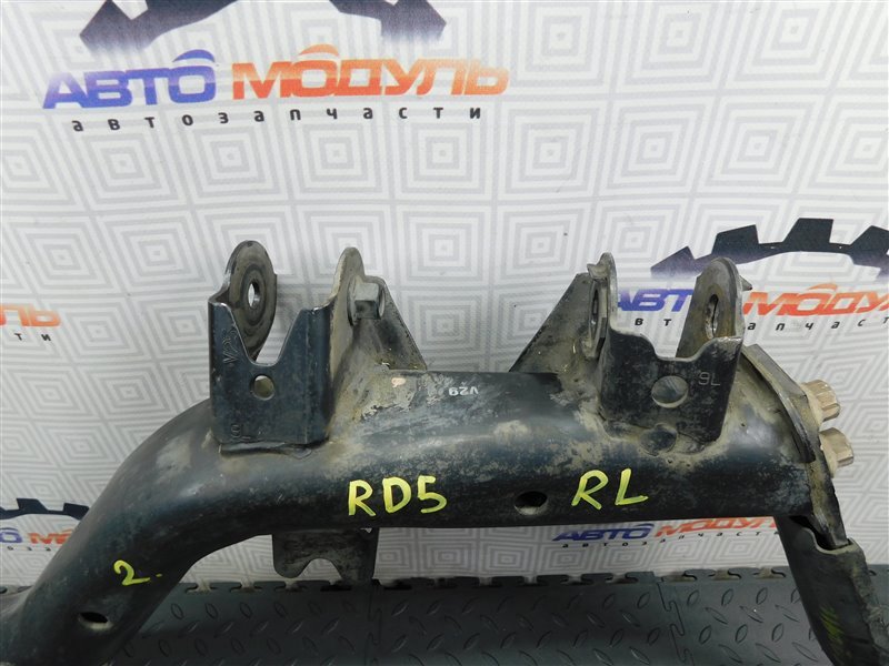 Рычаг HONDA CR-V RD5 задний левый (б/у) Рычаг HONDA CR-V RD5 задний левый (б/у)