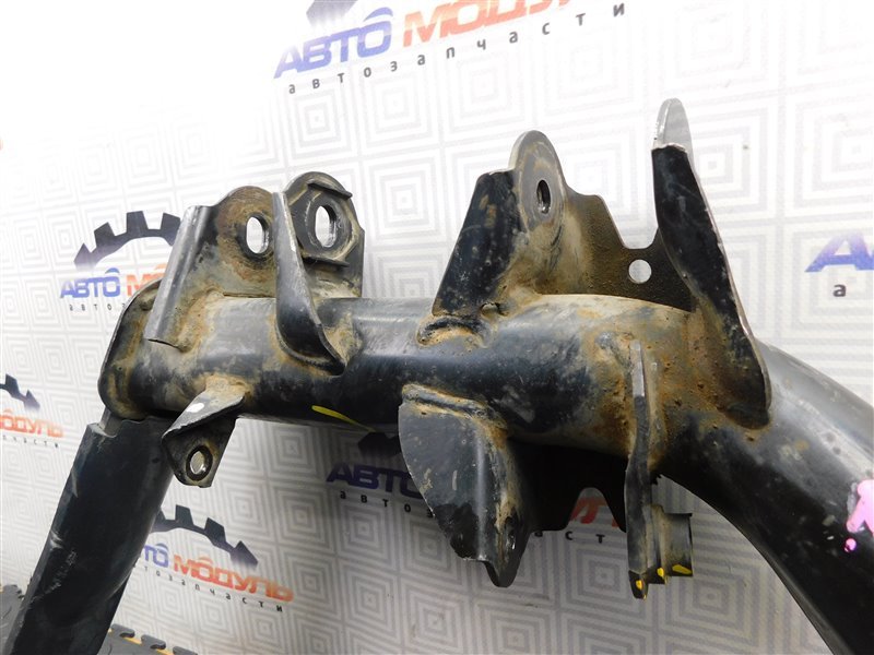 Рычаг HONDA CR-V RD5 задний левый (б/у) Рычаг HONDA CR-V RD5 задний левый (б/у)