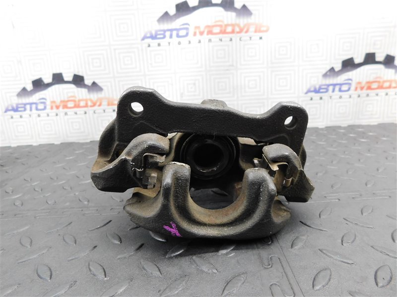 Суппорт TOYOTA VISTA SV50 задний правый (б/у) Суппорт TOYOTA VISTA SV50 задний правый (б/у)