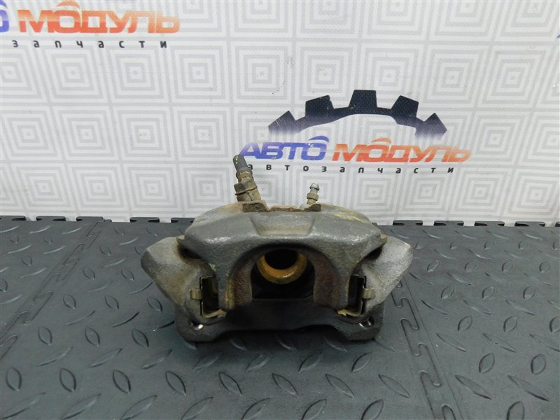 Суппорт TOYOTA VISTA SV50 задний левый (б/у) Суппорт TOYOTA VISTA SV50 задний левый (б/у)