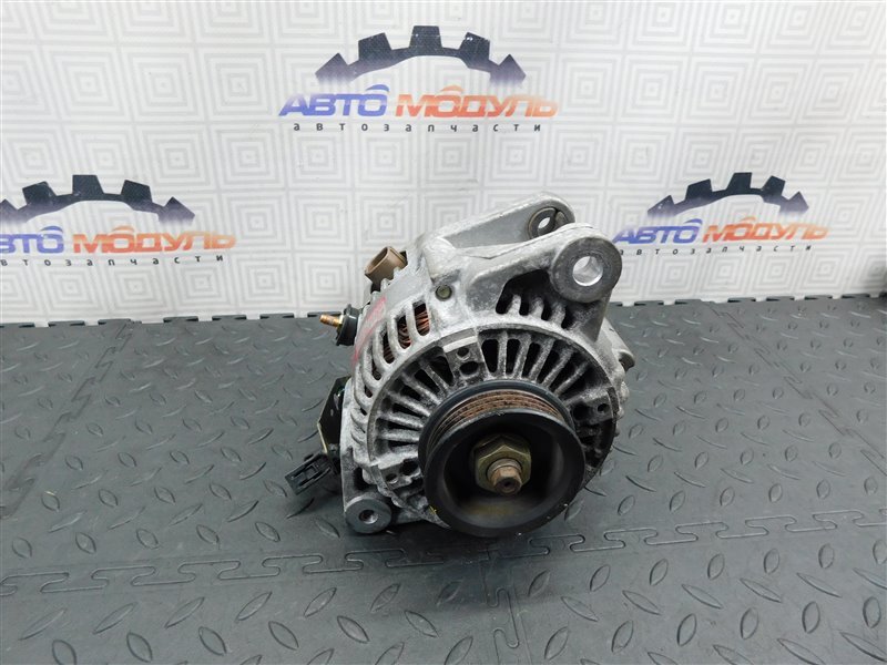 Генератор TOYOTA FUNCARGO NCP20 2NZ-FE (б/у) Генератор TOYOTA FUNCARGO NCP20 2NZ-FE (б/у)