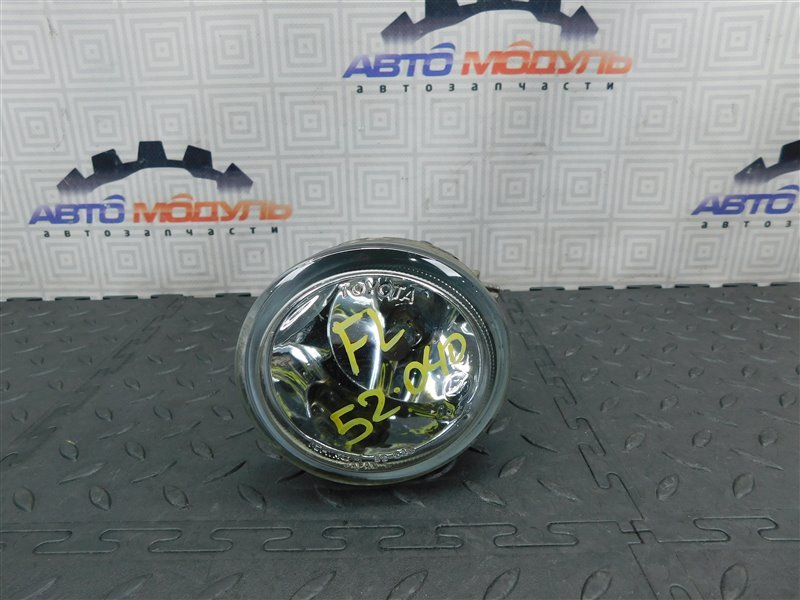 Туманка TOYOTA IST NCP60 левая (б/у) Туманка TOYOTA IST NCP60 левая (б/у)