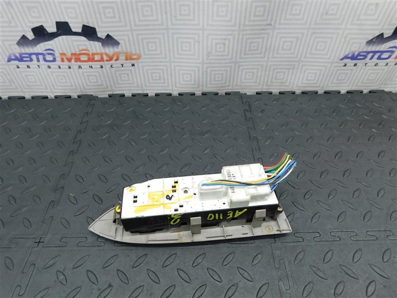 Блок упр. стеклоподьемниками TOYOTA передний правый (б/у) Блок упр. стеклоподьемниками TOYOTA передний правый (б/у)