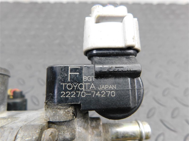 Дроссельная заслонка TOYOTA IPSUM SXM10 3S-FE (б/у) Дроссельная заслонка TOYOTA IPSUM SXM10 3S-FE (б/у)