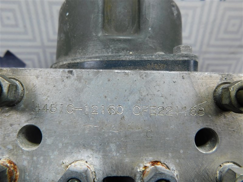 Блок ABS TOYOTA COROLLA AE110 (б/у) Блок ABS TOYOTA COROLLA AE110 (б/у)