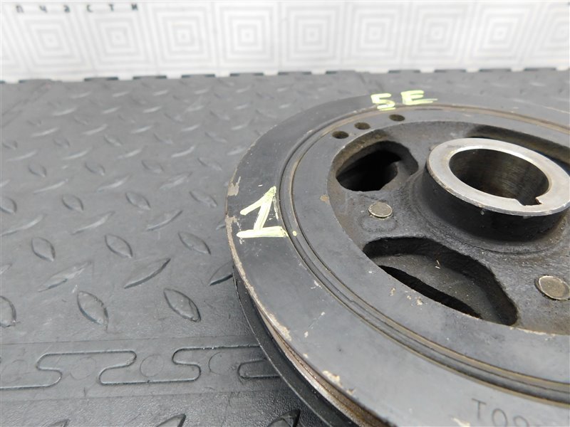 Шкив коленвала TOYOTA CORSA EL51 5E-FE (б/у) Шкив коленвала TOYOTA CORSA EL51 5E-FE (б/у)
