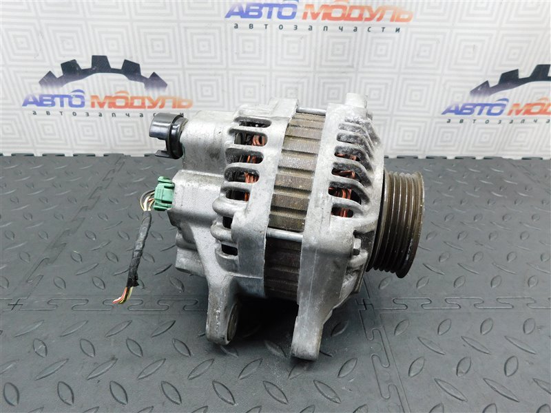 Генератор HONDA FIT GD1 L13A (б/у) Генератор HONDA FIT GD1 L13A (б/у)