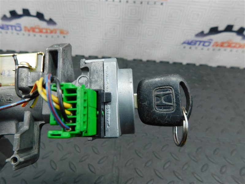 Замок зажигания HONDA FIT GD1 2000 (б/у) Замок зажигания HONDA FIT GD1 2000 (б/у)