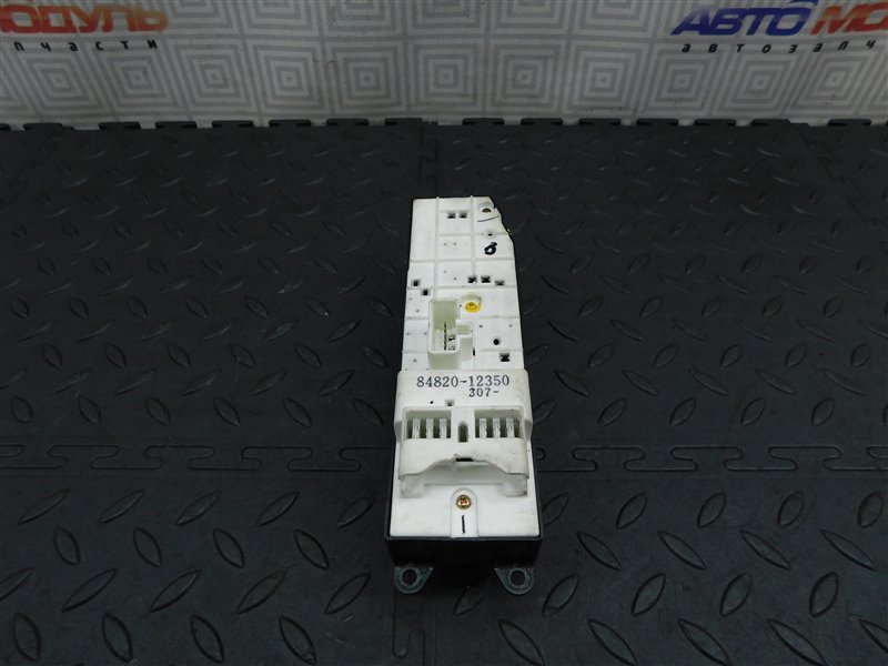 Блок упр. стеклоподьемниками TOYOTA передний правый (б/у) Блок упр. стеклоподьемниками TOYOTA передний правый (б/у)