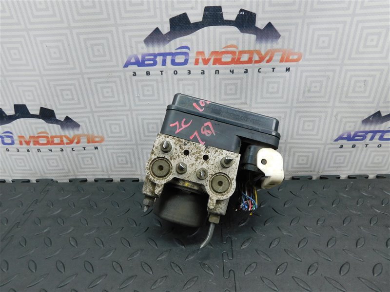 Блок ABS TOYOTA PREMIO ZZT240 1AZ-FSE (б/у) Блок ABS TOYOTA PREMIO ZZT240 1AZ-FSE (б/у)