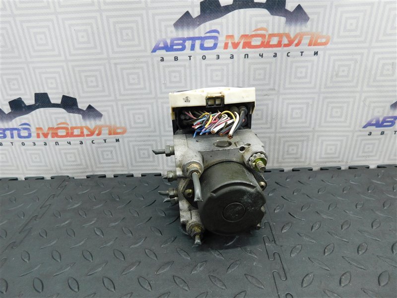 Блок ABS TOYOTA PREMIO ZZT240 1AZ-FSE (б/у) Блок ABS TOYOTA PREMIO ZZT240 1AZ-FSE (б/у)