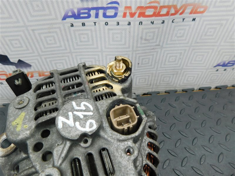 Генератор HONDA ODYSSEY RA6 F23A (б/у) Генератор HONDA ODYSSEY RA6 F23A (б/у)