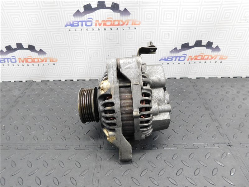 Генератор HONDA ODYSSEY RA6 F23A (б/у) Генератор HONDA ODYSSEY RA6 F23A (б/у)