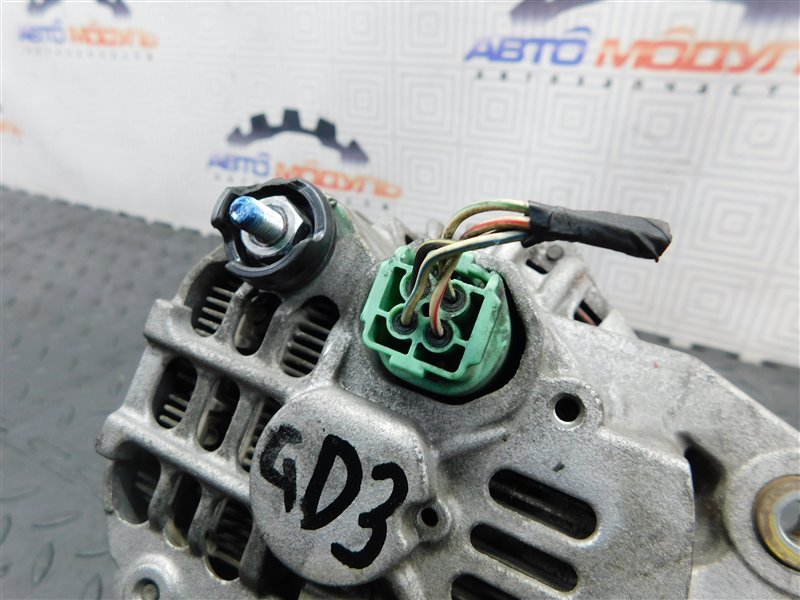 Генератор HONDA FIT GD3 L15A (б/у) Генератор HONDA FIT GD3 L15A (б/у)
