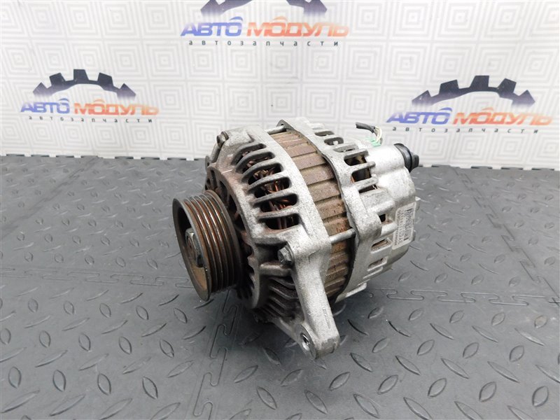 Генератор HONDA FIT GD3 L15A (б/у) Генератор HONDA FIT GD3 L15A (б/у)