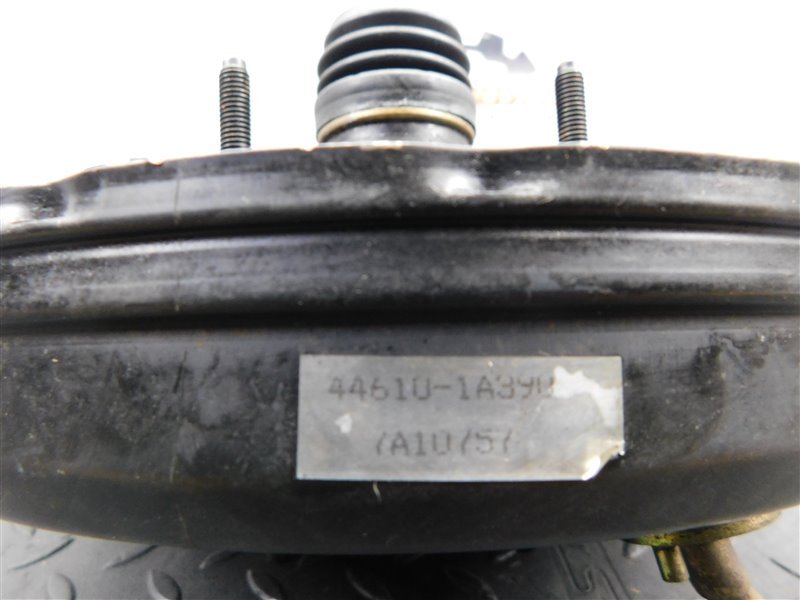 Вакуумник тормозной TOYOTA COROLLA AE100 (б/у) Вакуумник тормозной TOYOTA COROLLA AE100 (б/у)