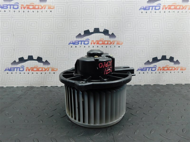 Мотор печки TOYOTA VITZ SCP10 (б/у) Мотор печки TOYOTA VITZ SCP10 (б/у)
