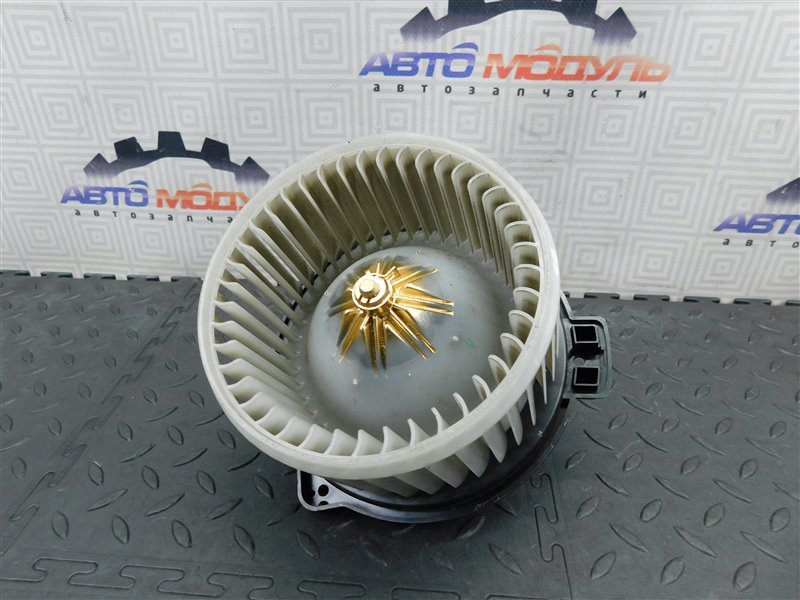 Мотор печки TOYOTA PLATZ NCP12 (б/у) Мотор печки TOYOTA PLATZ NCP12 (б/у)