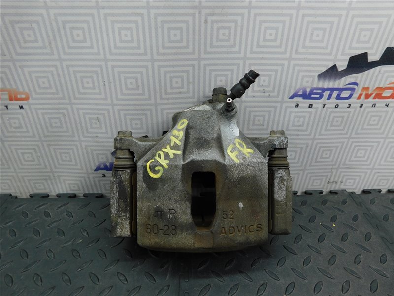 Суппорт TOYOTA MARK X GRX130 передний правый (б/у)