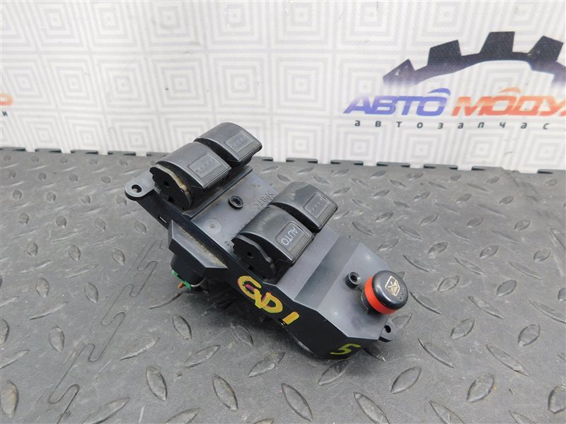 Блок упр. стеклоподьемниками HONDA FIT GD1 передний правый (б/у)