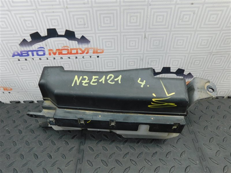 Блок предохранителей TOYOTA COROLLA NZE121 1NZ (б/у)