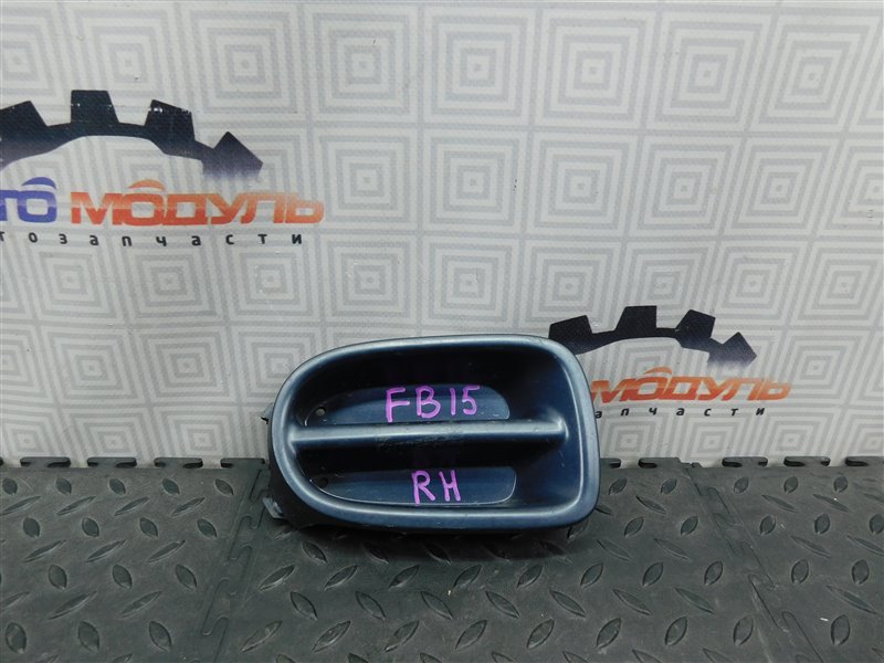 Заглушка бампера NISSAN SUNNY FB15 1998 передняя правая (б/у)