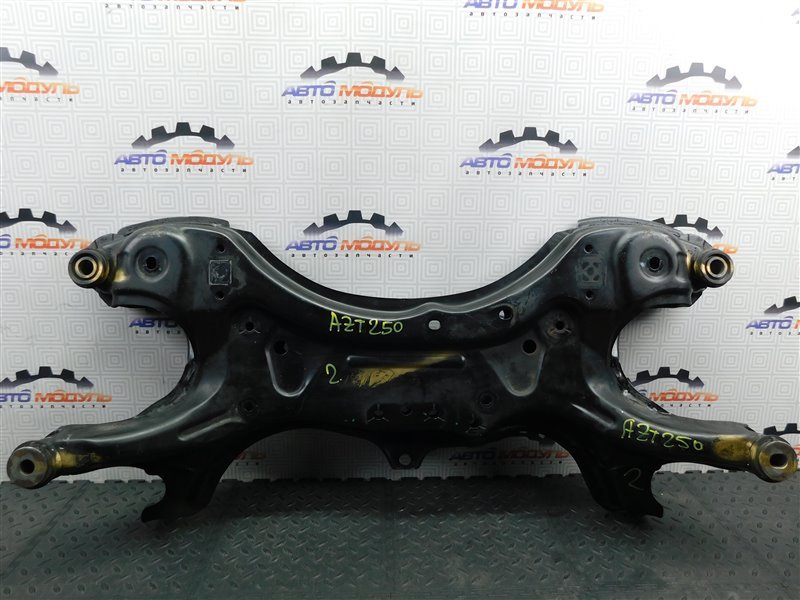 Балка подвески TOYOTA AVENSIS AZT250 передняя (б/у)