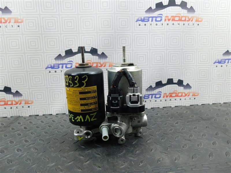 Блок ABS TOYOTA PRIUS ZVW30 2AZ-FXE (б/у)