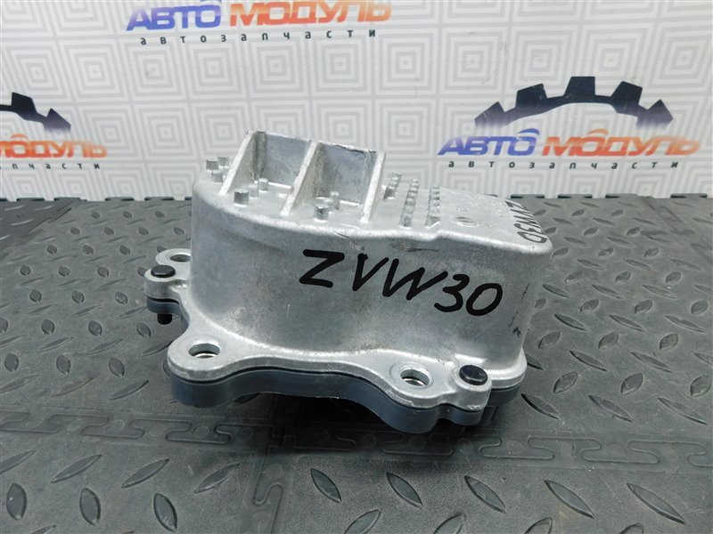 Помпа TOYOTA PRIUS ZVW30 2ZR-FXE (б/у)