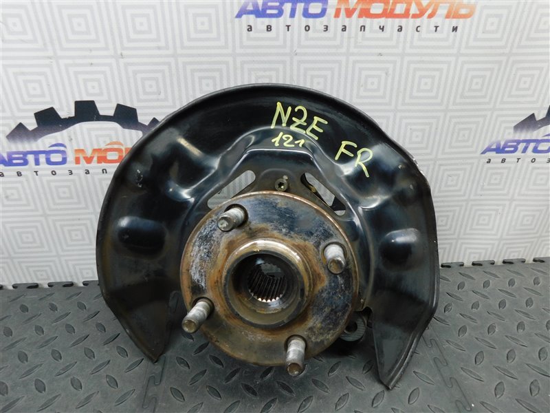 Ступица TOYOTA COROLLA SPACIO NZE121 передняя правая (б/у)