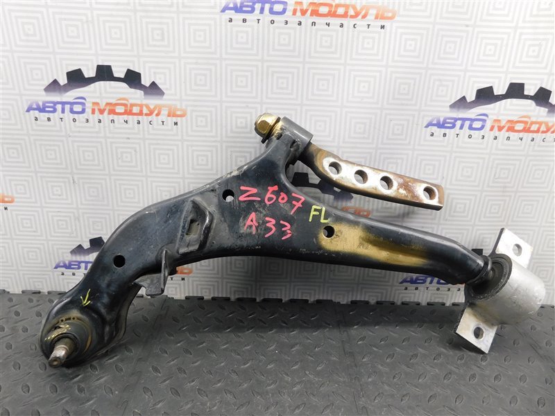 Рычаг NISSAN CEFIRO A33 передний левый (б/у)