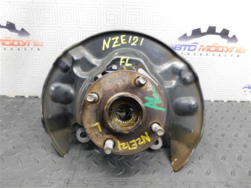 Ступица TOYOTA COROLLA RUNX NZE121 передняя левая (б/у)