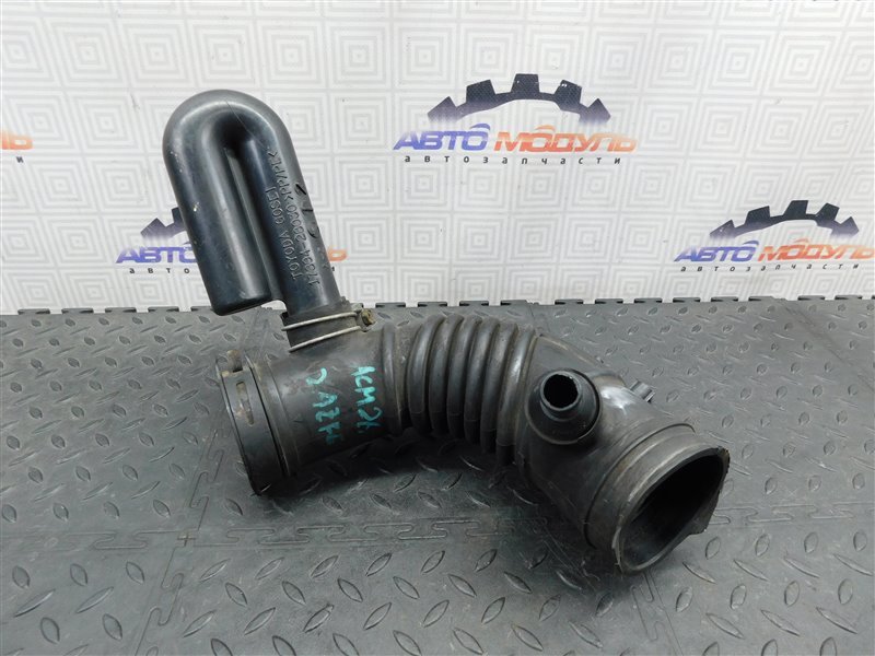 Патрубок воздушн.фильтра TOYOTA IPSUM ACM21 2AZ-FE (б/у)