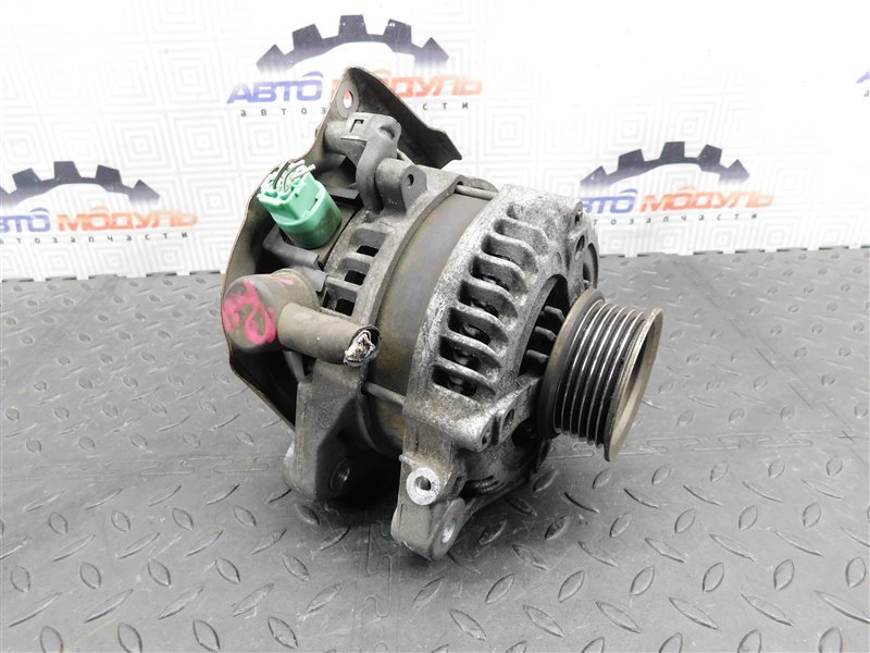 Генератор HONDA STREAM RN8 R20A (б/у)