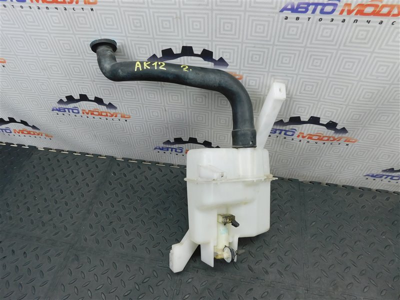 Бачок омывателя NISSAN MARCH AK12 (б/у)