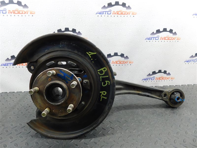 Ступица SUBARU LEGACY BP5 задняя левая (б/у)