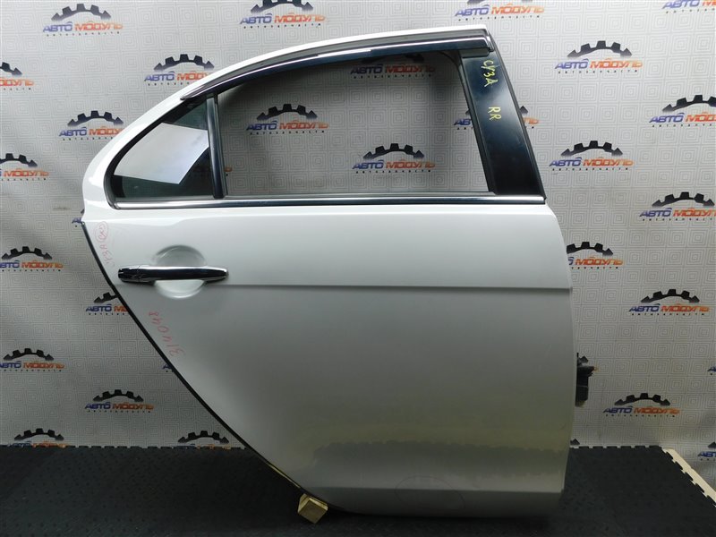Дверь MITSUBISHI LANCER CY3A-0001303 4B10 2010 задняя правая (б/у)